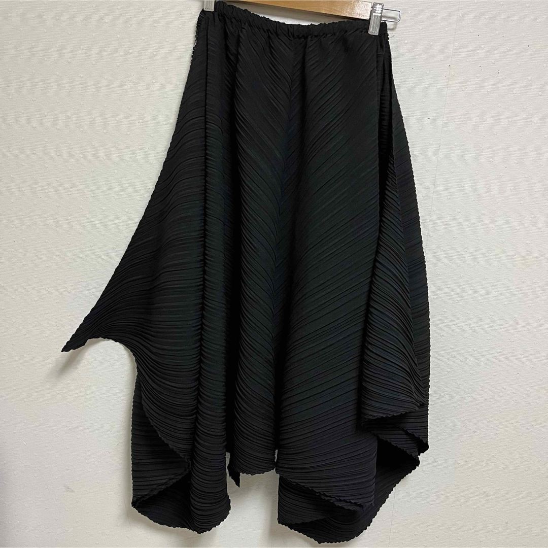 ISSEY MIYAKE イッセイミヤケ 変形 プリーツスカート 黒 Sサイズ | フリマアプリ ラクマ