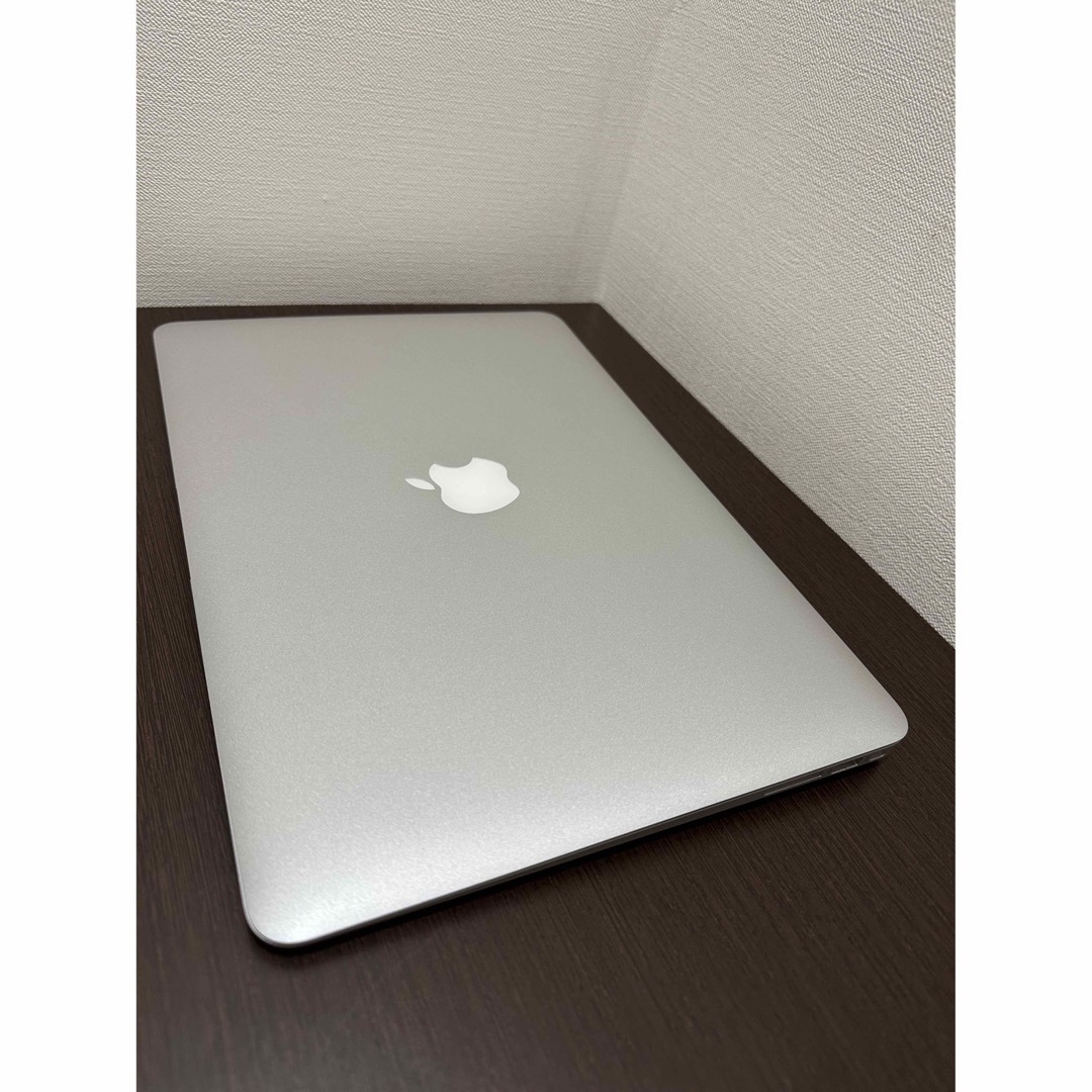 Apple(アップル)の美品 Apple Macbook Air 13インチ SSD/2021年Offi スマホ/家電/カメラのPC/タブレット(ノートPC)の商品写真
