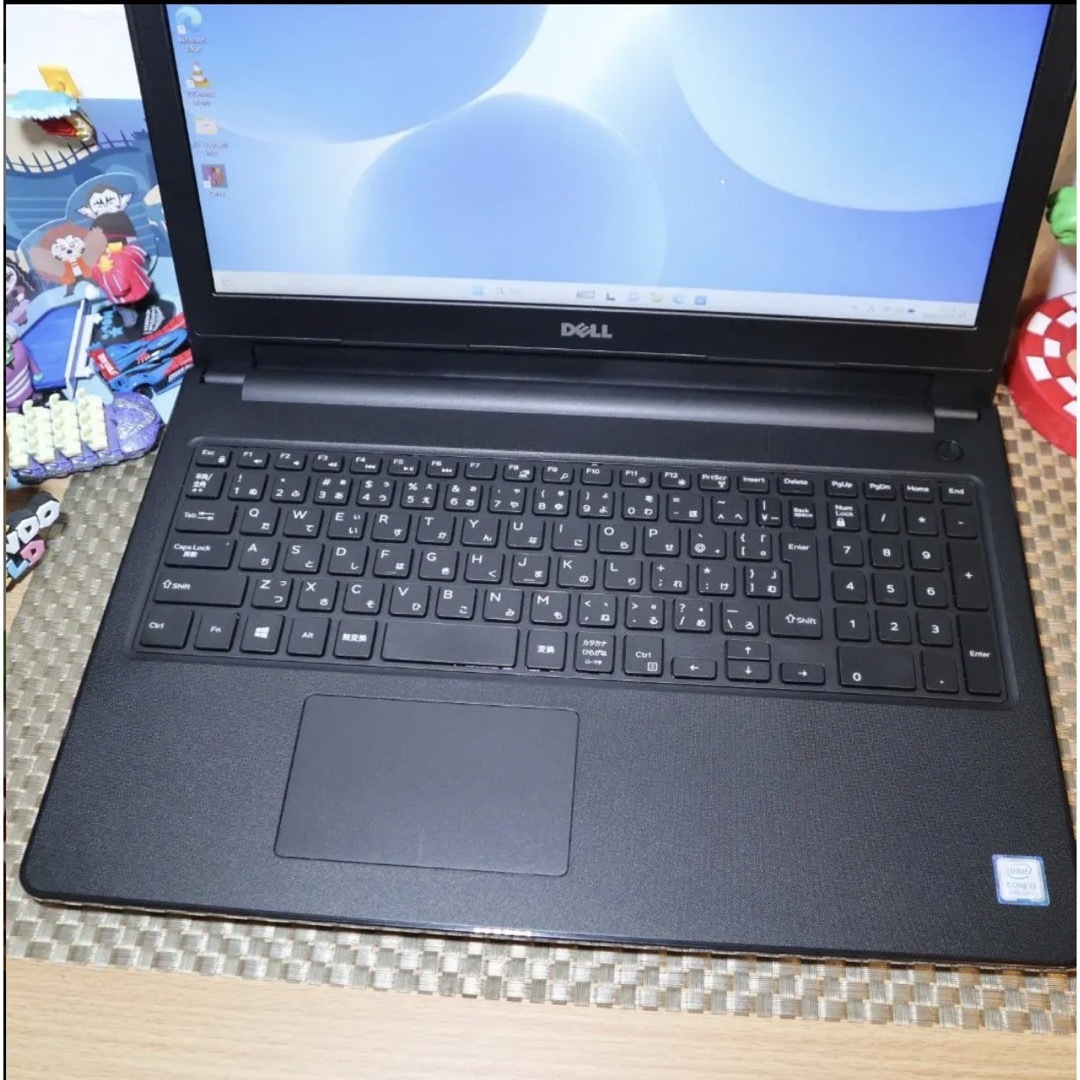 DELL - Win11超美品！高年式！8世代i3/SSD512G/メ8/DVD/無線/カメラの