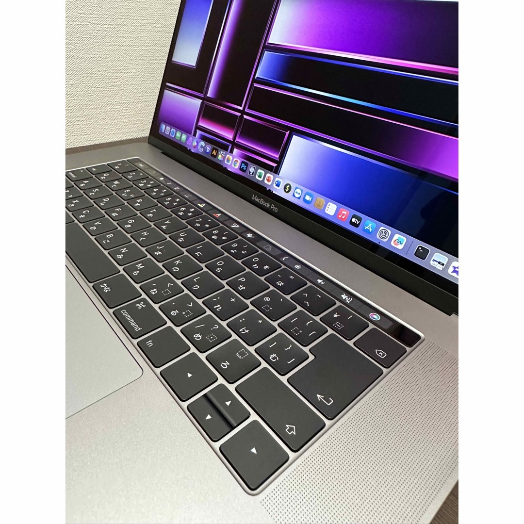 Apple(アップル)の美品 Apple Macbook Pro15インチ 指紋認証, タッチパネル/ スマホ/家電/カメラのPC/タブレット(ノートPC)の商品写真