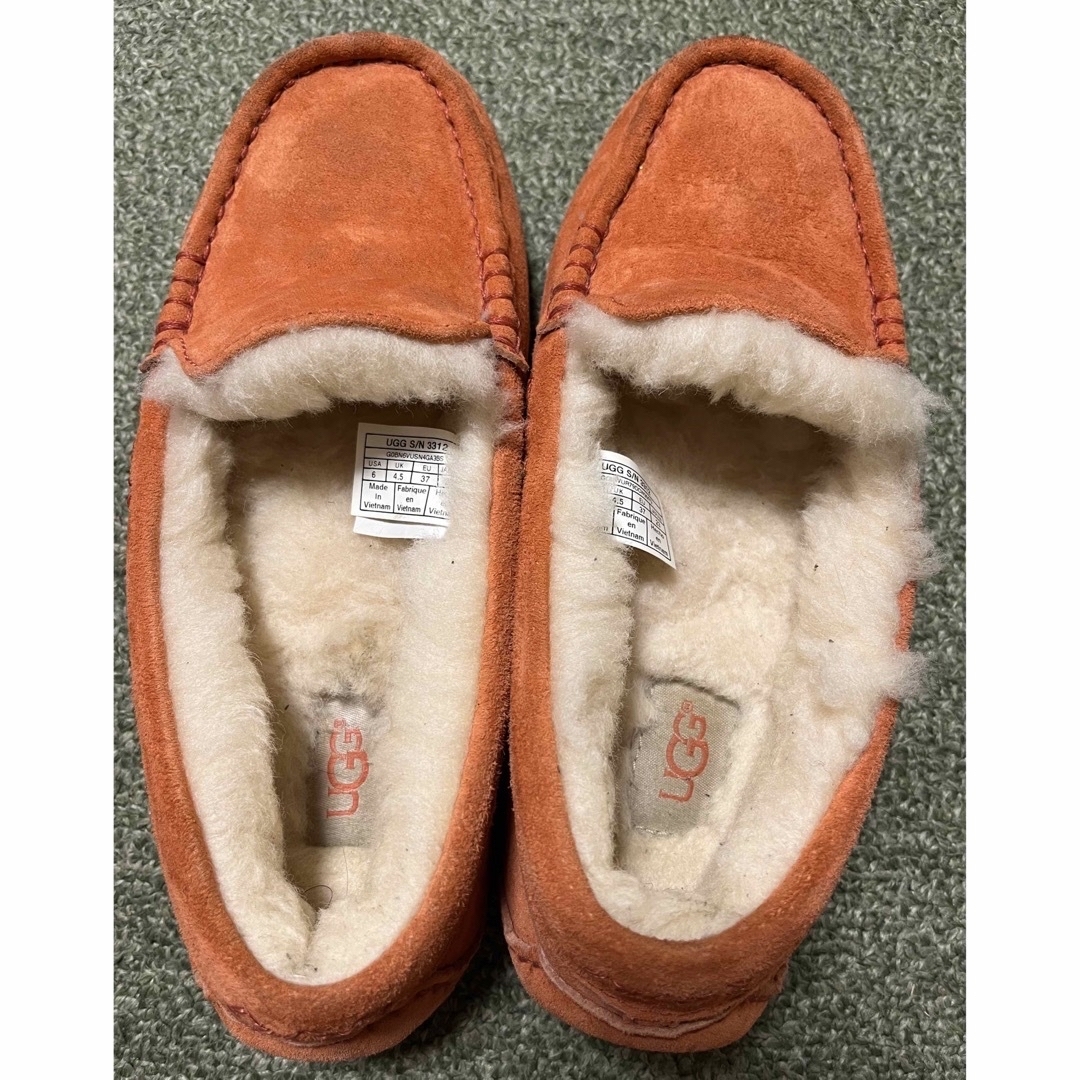 UGG(アグ)のアグ　UGGモカシン　アグモカシン レディースの靴/シューズ(スリッポン/モカシン)の商品写真