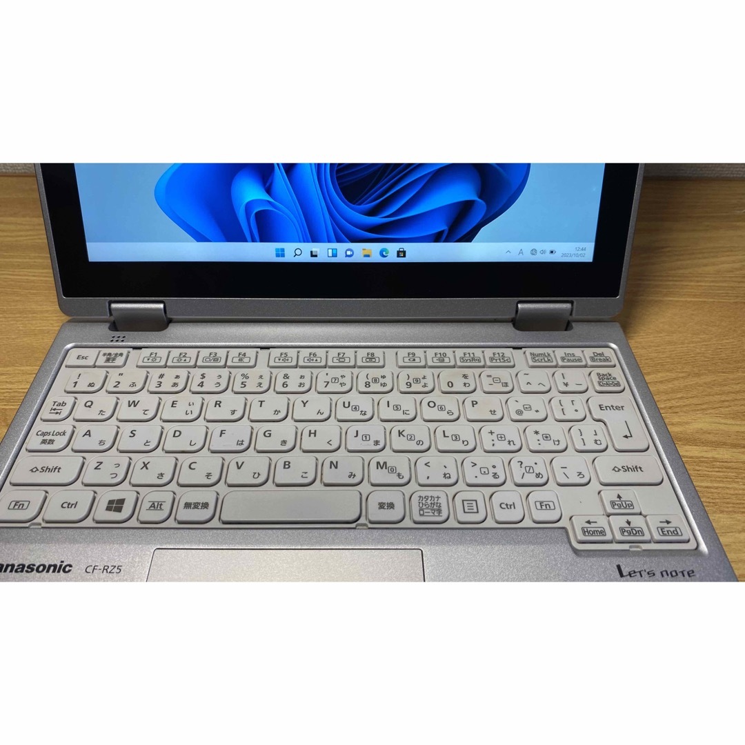 Panasonic CF-RZ5-3 タッチパネル 軽量745g ③