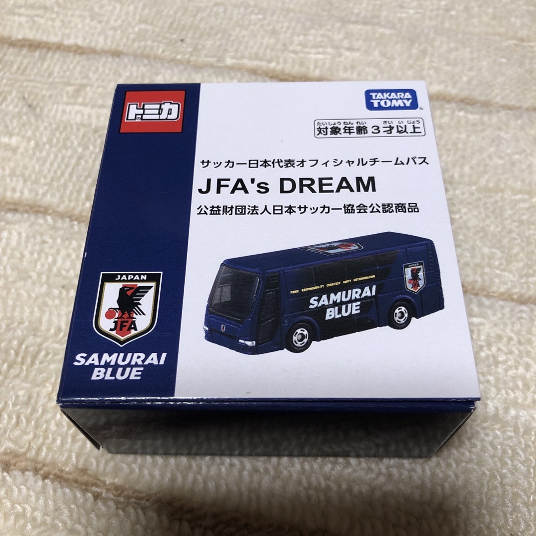 トミカ サッカー日本代表オフィシャルチームバスの通販 by トミカ サッカー日本代表オフィシャルチームバスの通販 by