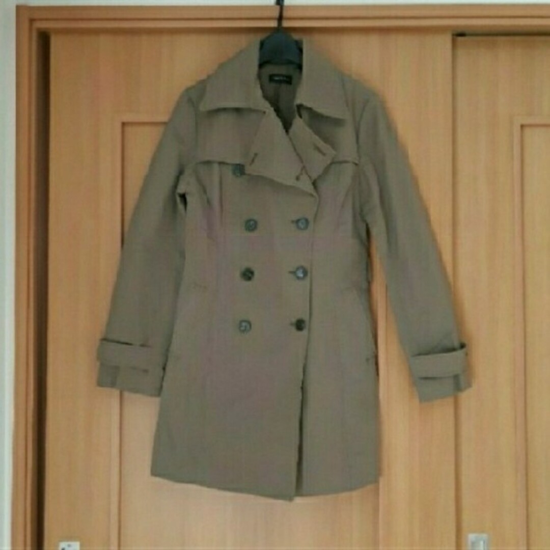 EGOIST(エゴイスト)のEGOIST　エゴイスト トレンチコート　コート　ジャケット レディースのジャケット/アウター(トレンチコート)の商品写真