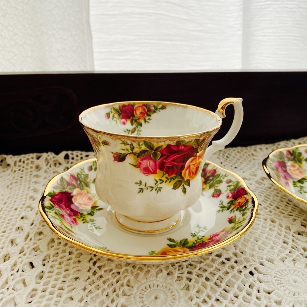 Royal Albert オールドカントリー ローズ カップ&ソーサー 2客