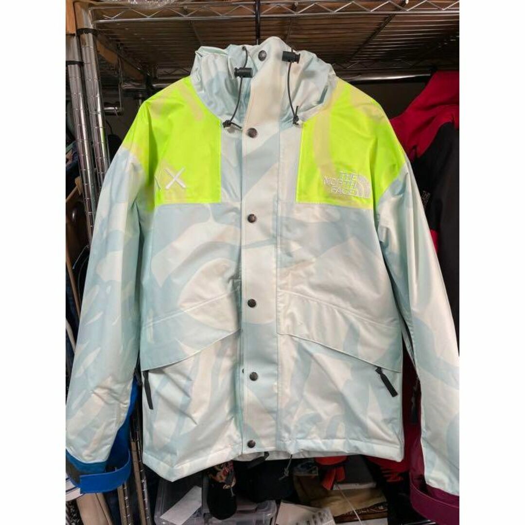 【国内販売無し】KAWS×North Face マウンテンジャケット☆激レア☆サイズXS