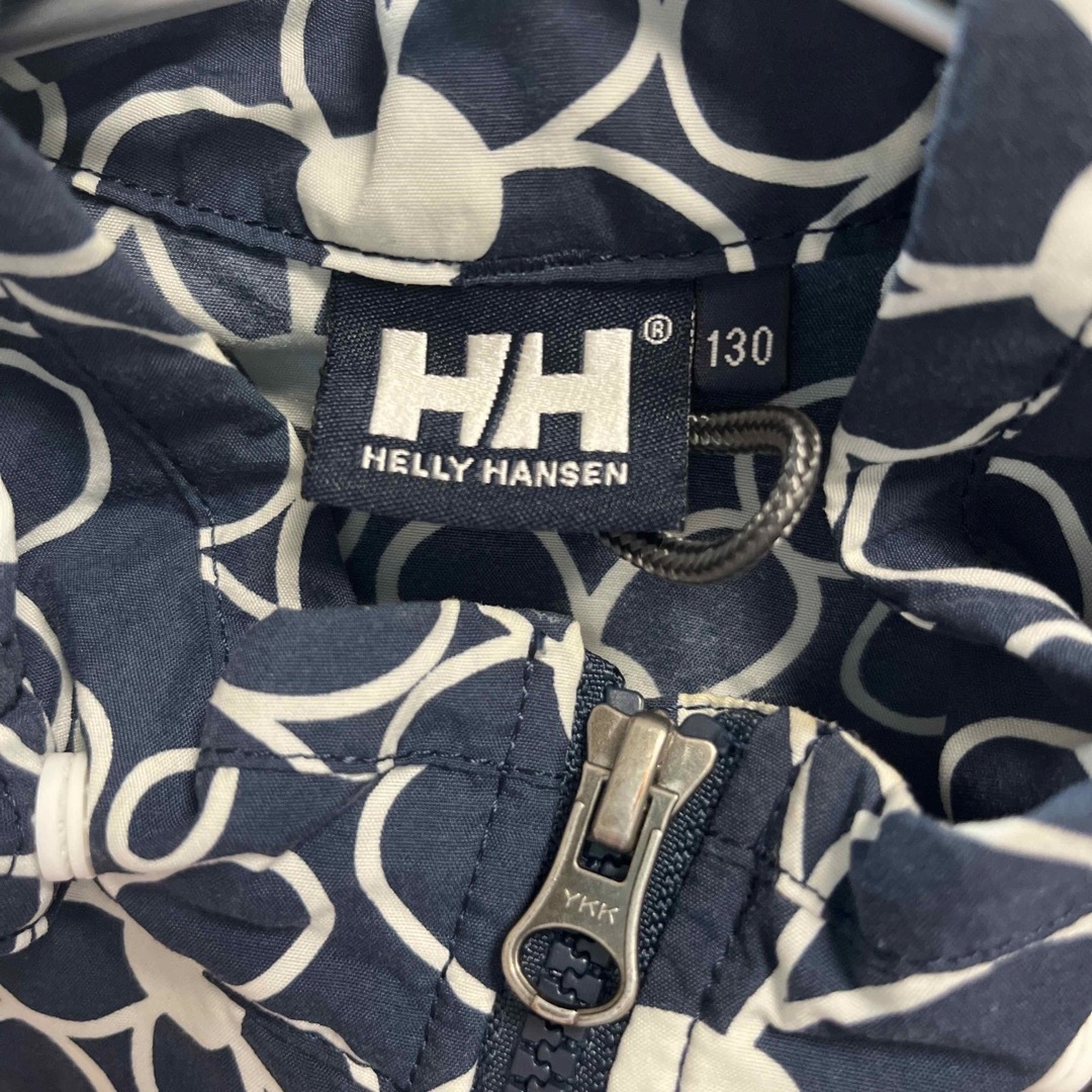 HELLY HANSEN(ヘリーハンセン)のヘリーハンセン　ウインドブレーカー　130 キッズ/ベビー/マタニティのキッズ服女の子用(90cm~)(ジャケット/上着)の商品写真