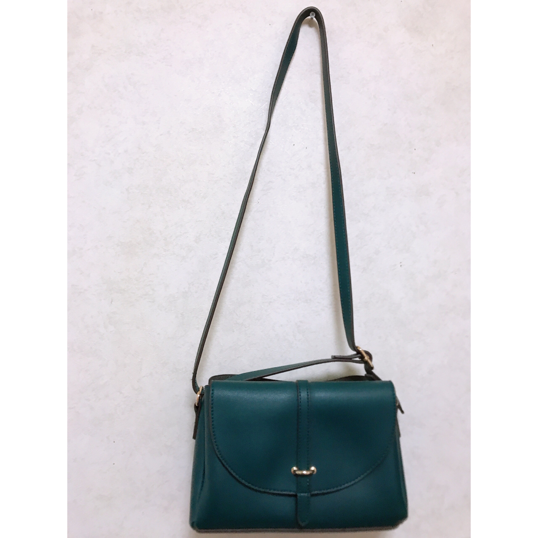 新品　ハンドバッグ　緑色 レディースのバッグ(ハンドバッグ)の商品写真