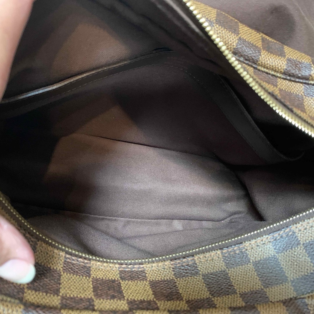 LOUIS VUITTON(ルイヴィトン)の美品　LOUIS VUITTON ダミエ　ナヴィグリオ　ショルダーバッグ　男女可 メンズのバッグ(ショルダーバッグ)の商品写真