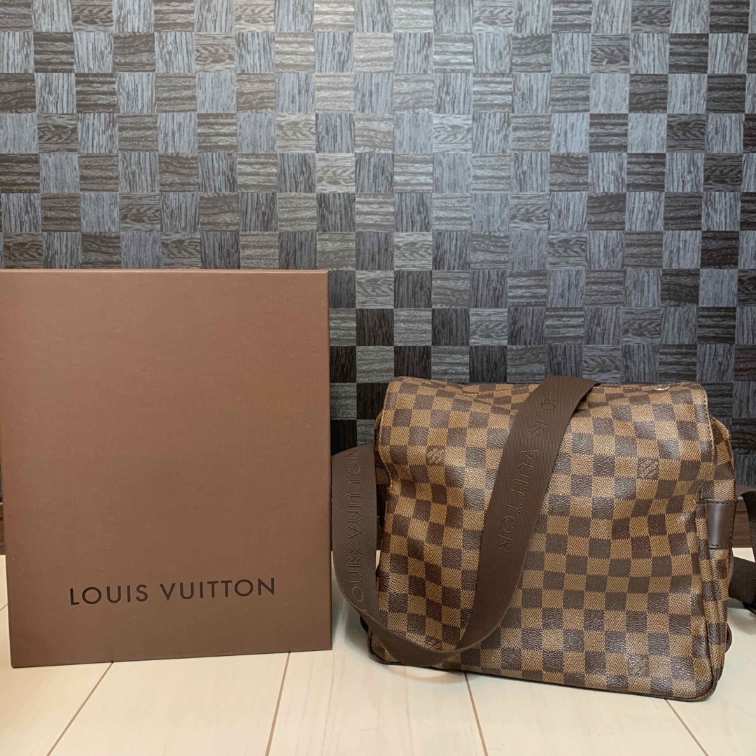 LOUIS VUITTON(ルイヴィトン)の美品　LOUIS VUITTON ダミエ　ナヴィグリオ　ショルダーバッグ　男女可 メンズのバッグ(ショルダーバッグ)の商品写真