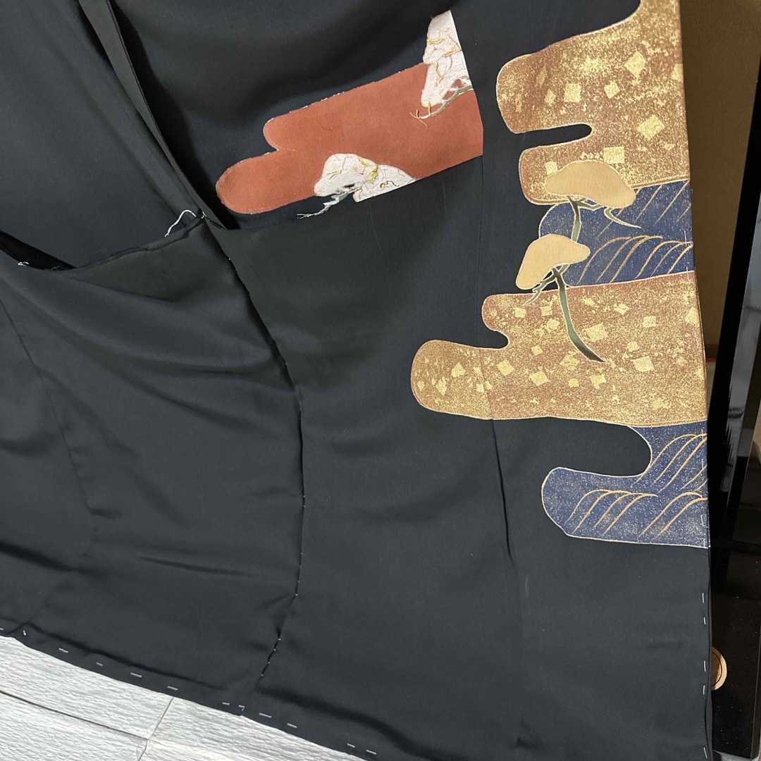 黒留袖　正絹　未仕立て レディースの水着/浴衣(着物)の商品写真