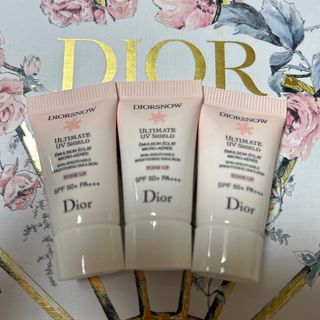 クリスチャンディオール(Christian Dior)のディオールSnowアルティメットuvシールド(化粧下地)