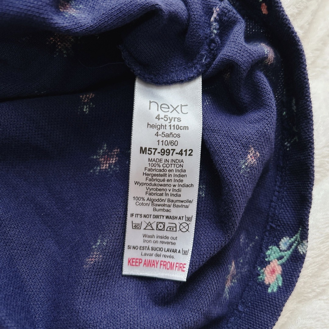 NEXT(ネクスト)のNEXT 小花柄ノースリーブワンピース サイズ110cm キッズ/ベビー/マタニティのキッズ服女の子用(90cm~)(ワンピース)の商品写真