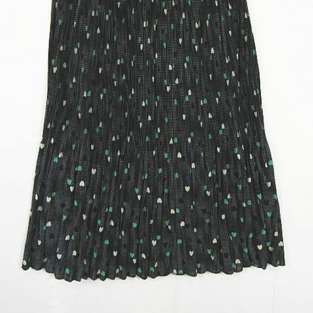 Lily Brown(リリーブラウン)のLily Brown スカート ロング マイクロプリーツ ウエストゴム F レディースのスカート(ロングスカート)の商品写真