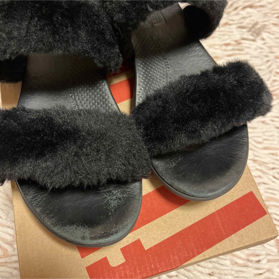 fitflop(フィットフロップ)のfitflop フィットフロップサンダル☆ ファーサンダル レディースの靴/シューズ(サンダル)の商品写真