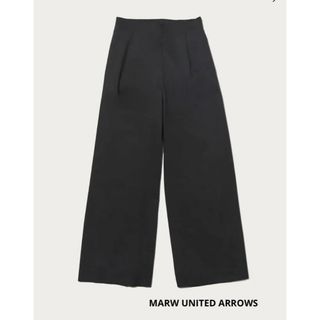 ユナイテッドアローズ(UNITED ARROWS)のMARW マルウ　ハイウエストタックパンツ　ブラック　黒(カジュアルパンツ)