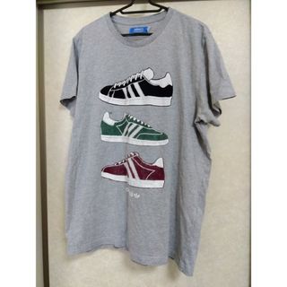 アディダス(adidas)のadidas　スニーカーデザイン　ＴシャツＬ-LL 汚れ有り(Tシャツ/カットソー(半袖/袖なし))