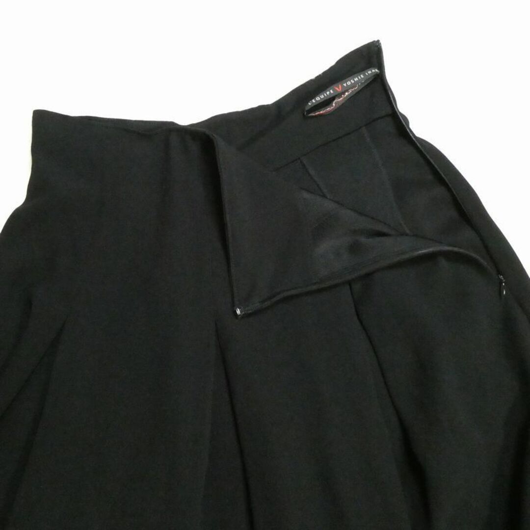 L'EQUIPE(レキップ)のレキップ ヨシエイナバ レディース スカート 膝丈 フレア 黒 レディースのスカート(ひざ丈スカート)の商品写真