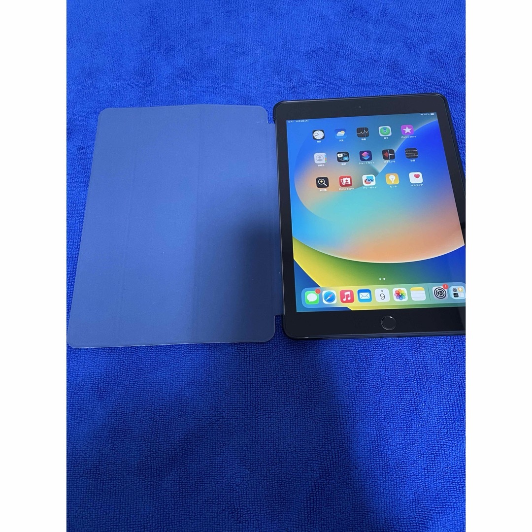 iPad (第6世代) 32GB Wi-Fi+Cellular SIMフリー