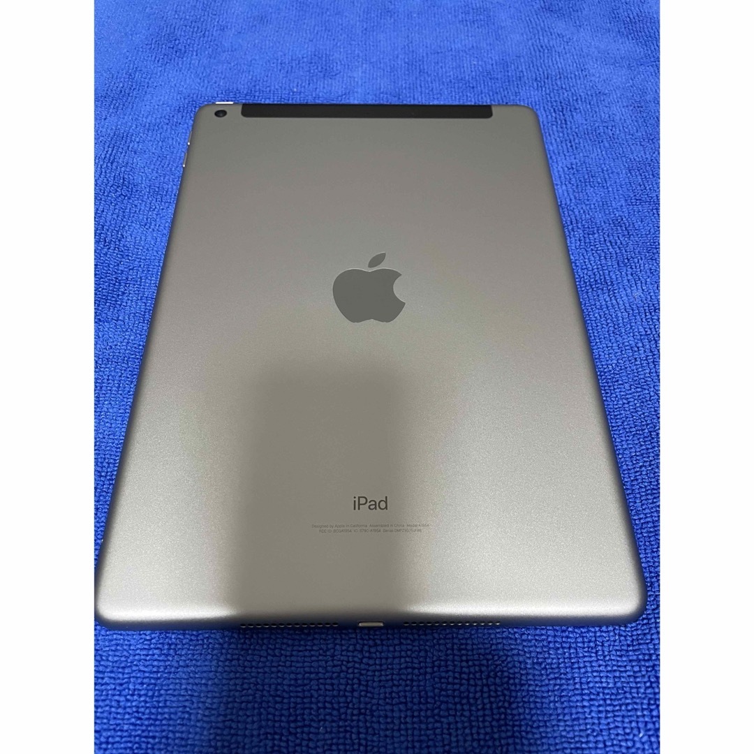 iPad (第6世代) 32GB Wi-Fi+Cellular SIMフリー