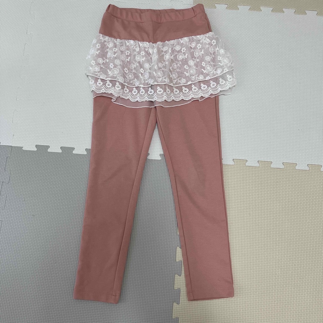 GU(ジーユー)のGU レースコンビレギンス　140サイズ キッズ/ベビー/マタニティのキッズ服女の子用(90cm~)(パンツ/スパッツ)の商品写真