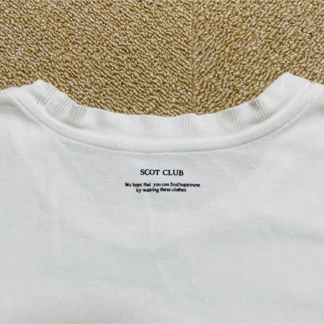SCOT CLUB(スコットクラブ)のSCOT CLUB 白Tシャツ　夏物 レディースのトップス(Tシャツ(半袖/袖なし))の商品写真