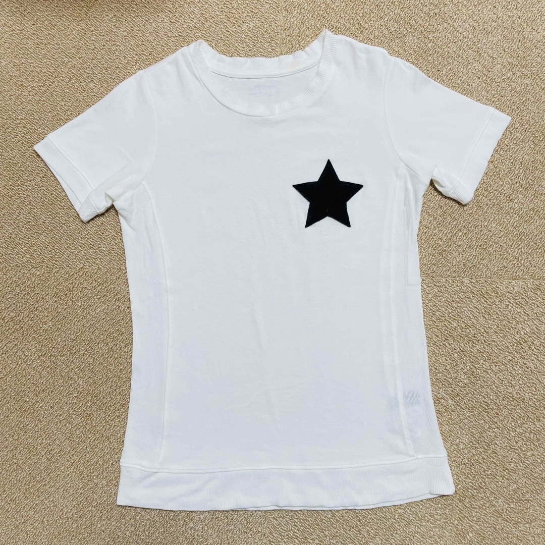 SCOT CLUB(スコットクラブ)のSCOT CLUB 白Tシャツ　夏物 レディースのトップス(Tシャツ(半袖/袖なし))の商品写真