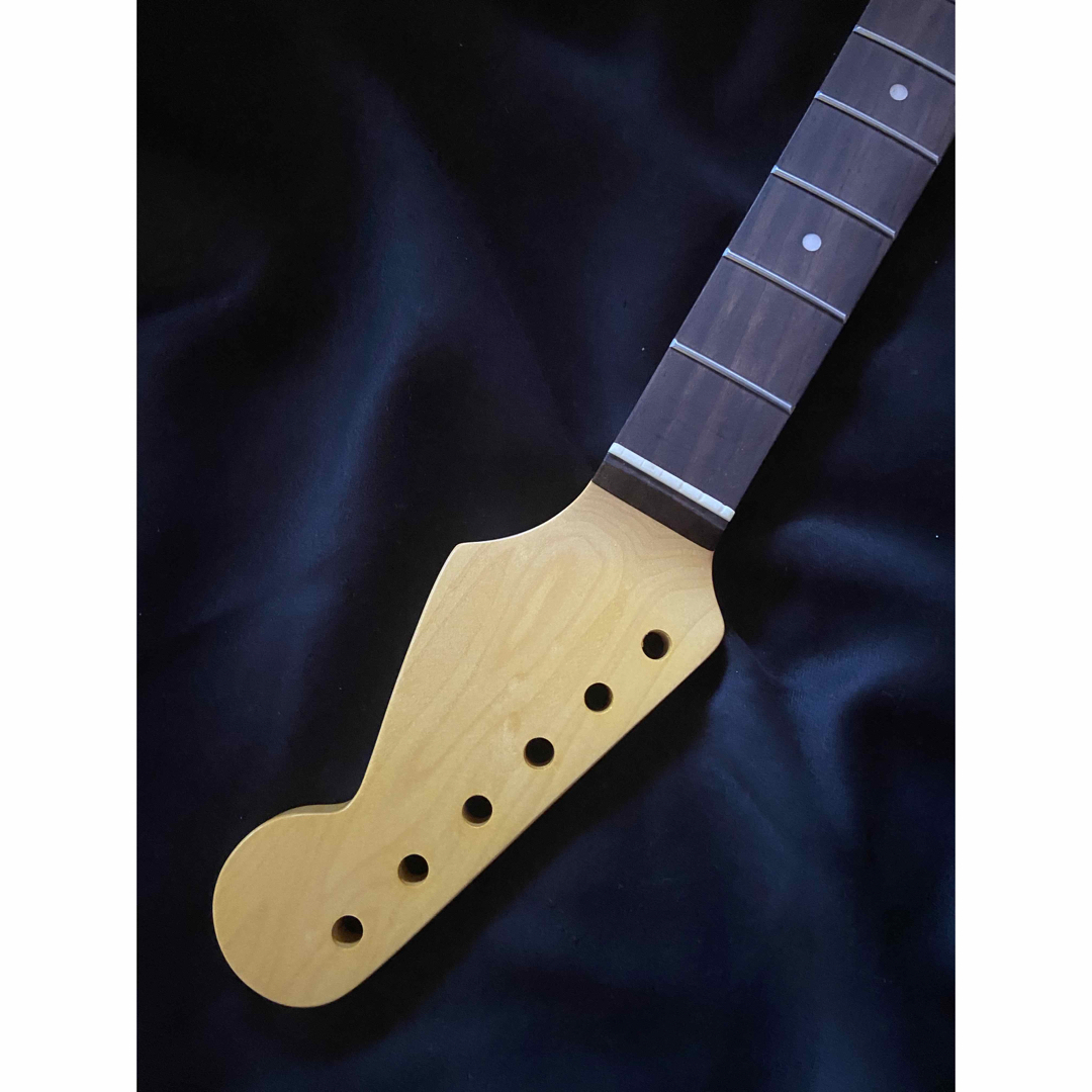 ストラトキャスターネック62 ローズネイチャー ギター ニトロサテン塗装-