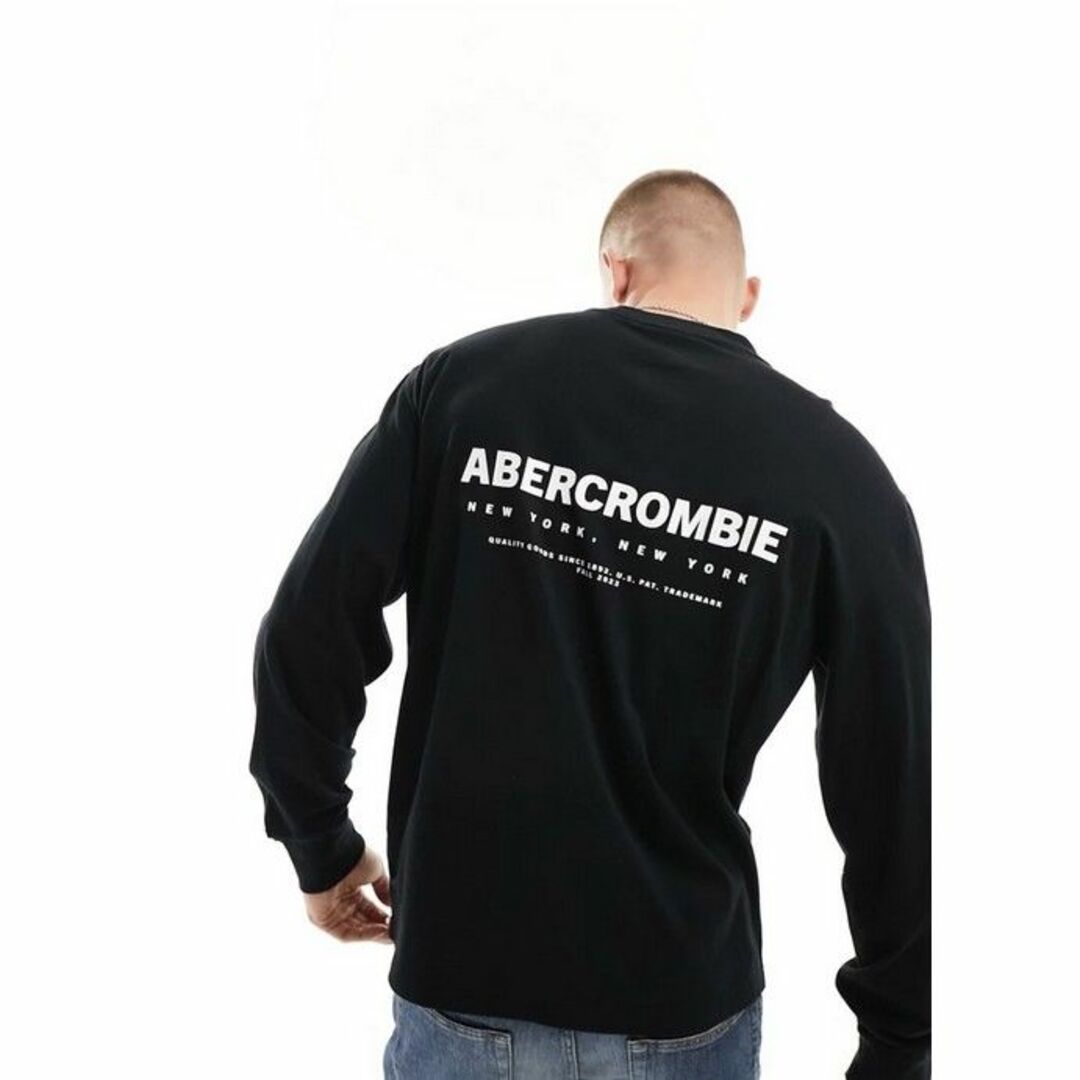 Abercrombie&Fitch(アバクロンビーアンドフィッチ)のアバクロ★メンズ★バックロゴのロングスリーブTOPSブラック★サイズXL メンズのトップス(Tシャツ/カットソー(七分/長袖))の商品写真
