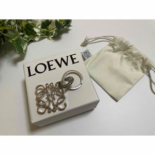 LOEWE バッグチャーム　定価46,200円