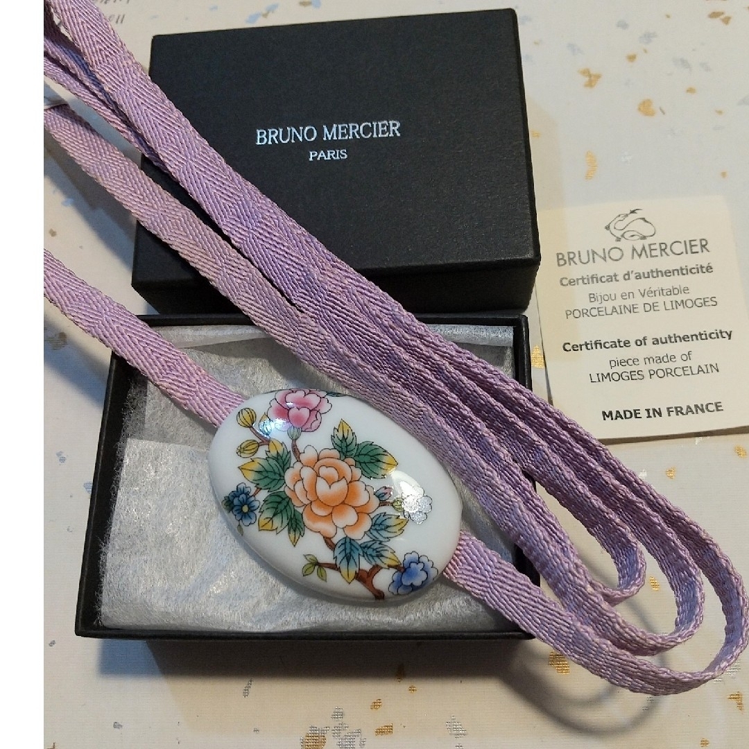 帯留め 陶器 ブルーノメルシエ 花 フランス製 未使用 共箱 三分紐付き | フリマアプリ ラクマ