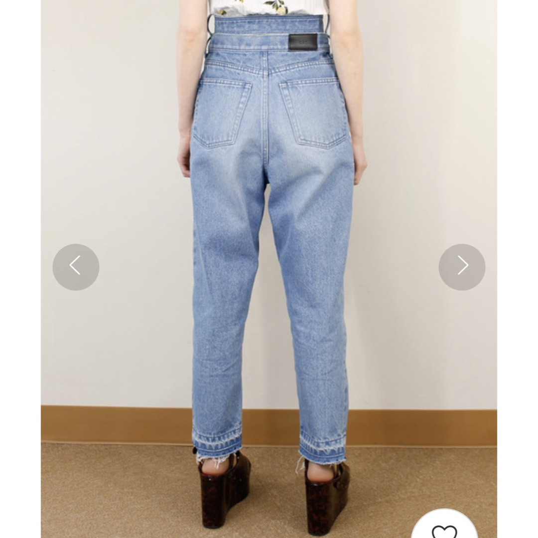 Cry. STORE(クライ)のCRY. Higher 5 pockets ヴィンテージブルーデニムパンツ レディースのパンツ(デニム/ジーンズ)の商品写真