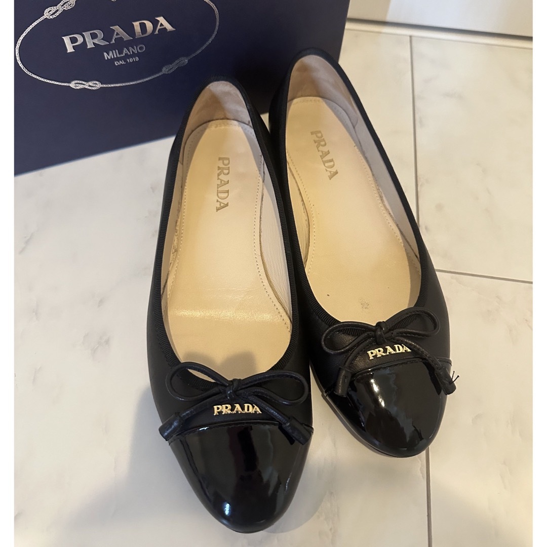 プラダ フラットシューズ prada