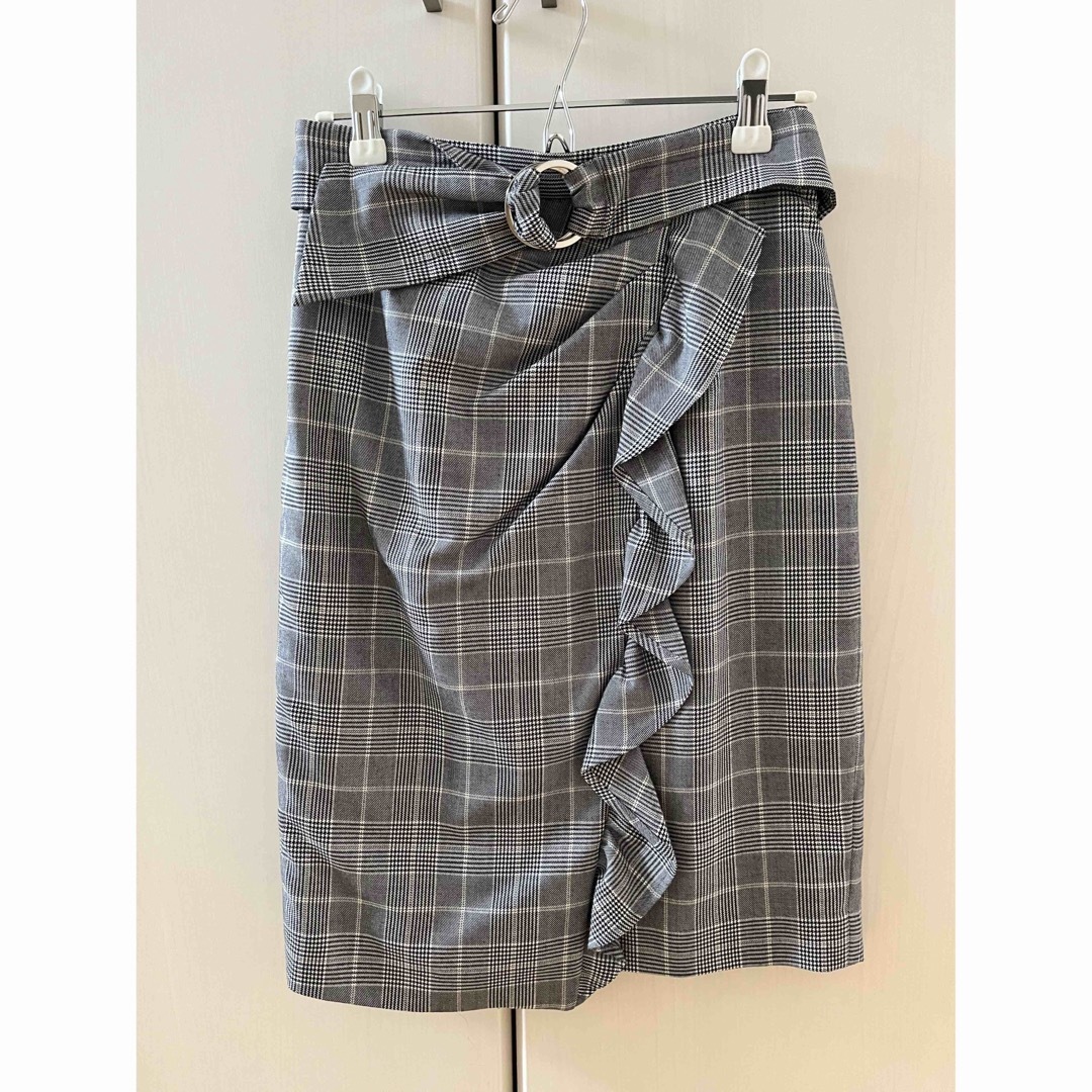 JUSGLITTY(ジャスグリッティー)のジャスグリッティー  膝丈スカート レディースのスカート(ひざ丈スカート)の商品写真