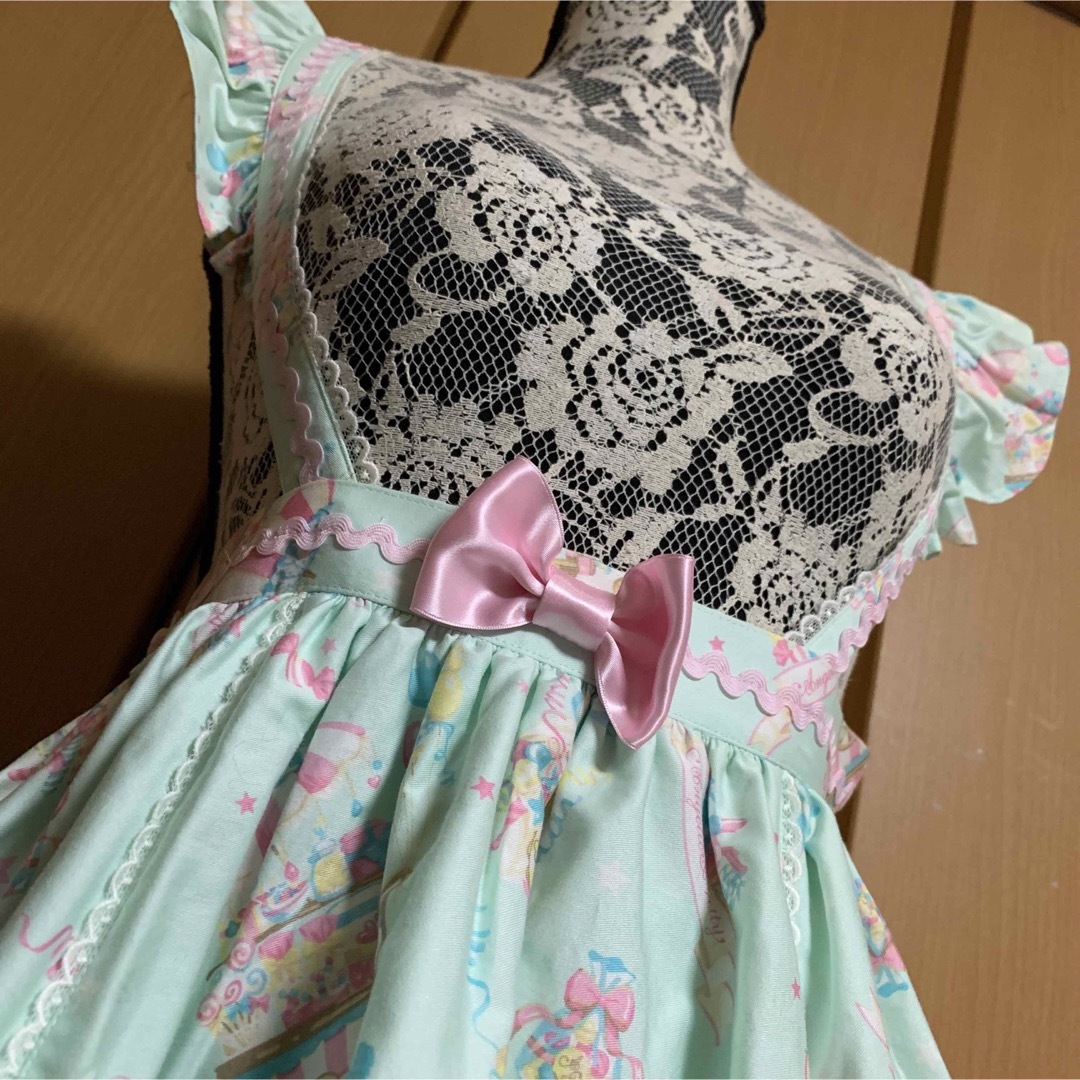 Angelic Pretty(アンジェリックプリティー)のAngelic Pretty エプロン型ジャンパースカート レディースのワンピース(ひざ丈ワンピース)の商品写真