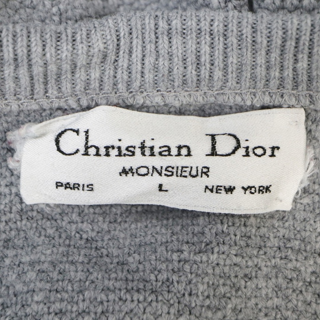 Christian Dior(クリスチャンディオール)のChristian Dior クリスチャン ディオール ニット セーター Vネック ワンポイント グレー (メンズ L) 中古 古着 O5650 メンズのトップス(ニット/セーター)の商品写真