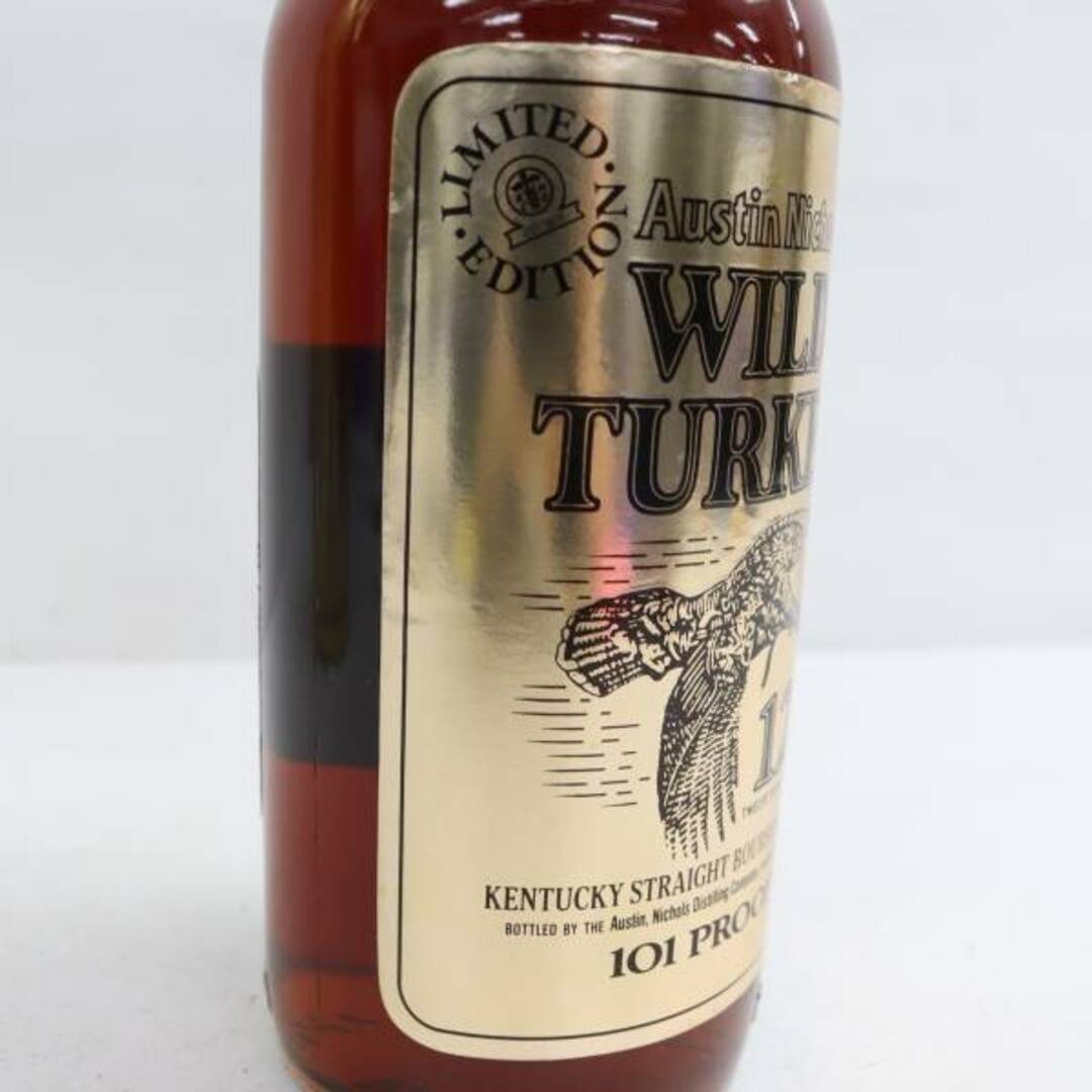 ワイルドターキー 12年 リミテッド エディション ゴールド ラベル 食品/飲料/酒の酒(ウイスキー)の商品写真