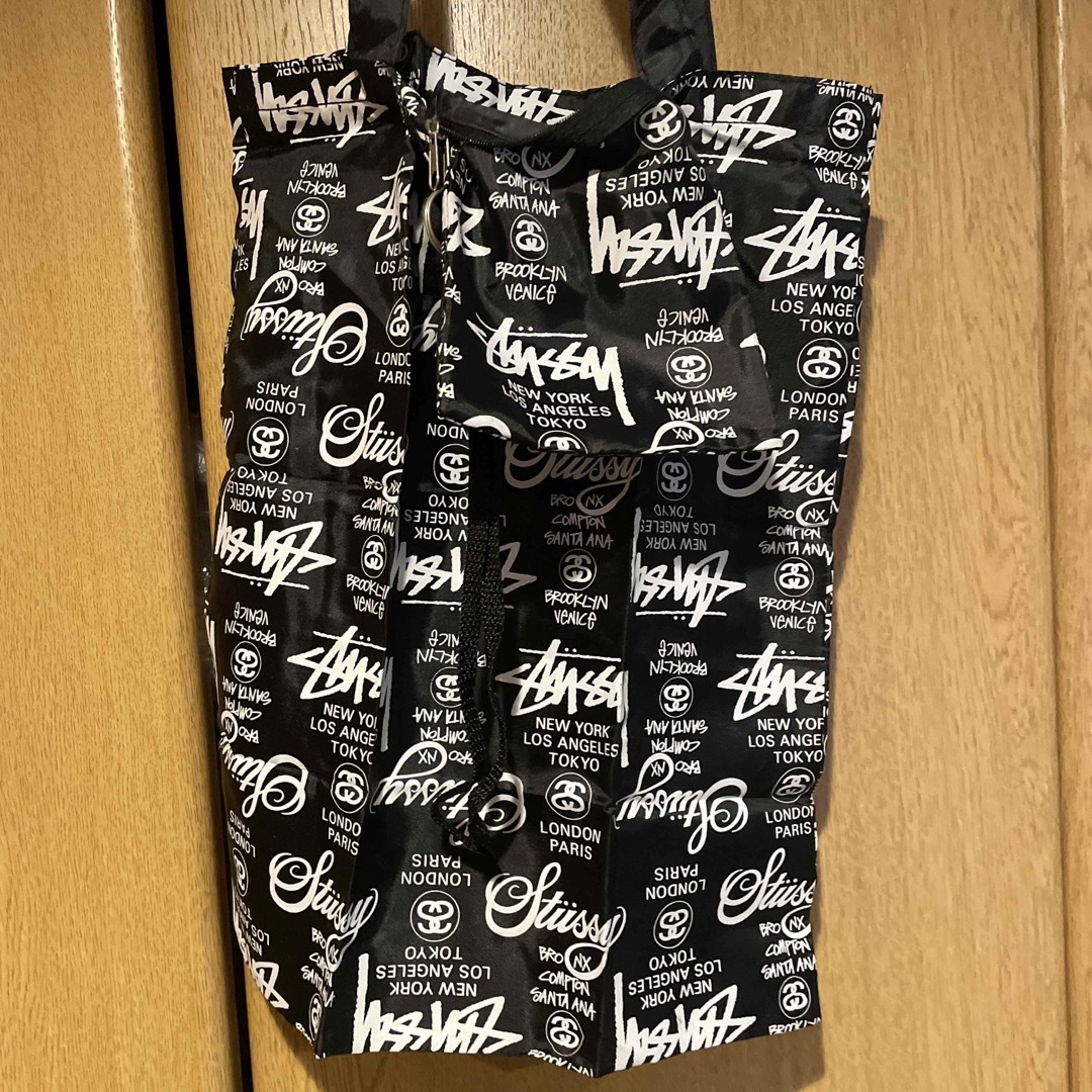 STUSSY(ステューシー)のステューシー　エコバッグ　黒 メンズのバッグ(エコバッグ)の商品写真