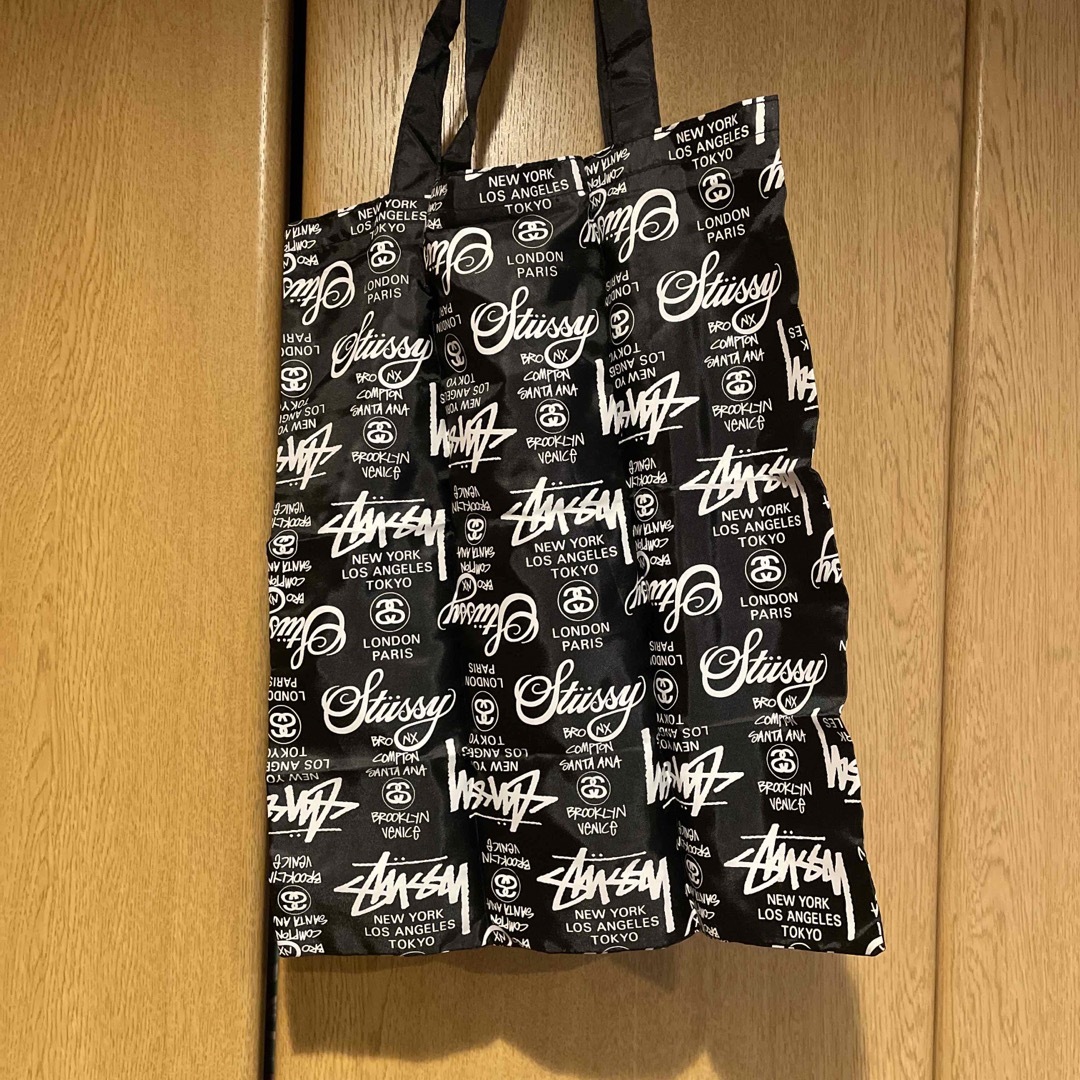 STUSSY(ステューシー)のステューシー　エコバッグ　黒 メンズのバッグ(エコバッグ)の商品写真