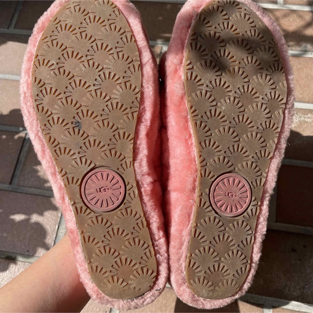 UGG サンダル