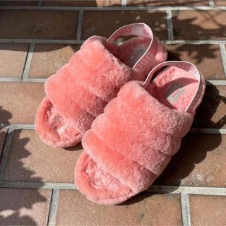 アグ(UGG)のUGG サンダル(スリッポン/モカシン)