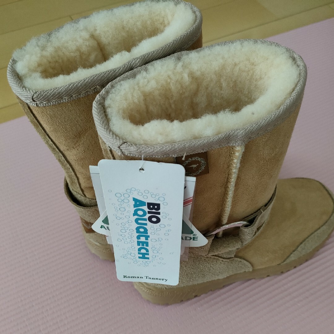 UGG - UGG アグ ムートンブーツ ベージュ 22,22.5もOKの通販 by