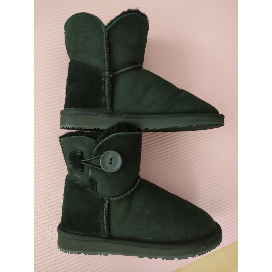 UGG アグ ムートンブーツ　黒　サイズ５　22cm