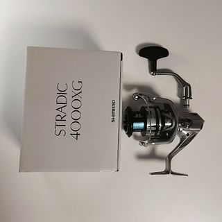 【専用】SHIMANO STRADIC 4000XG(リール)