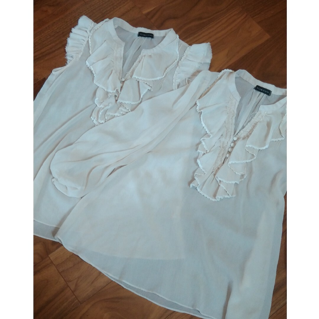 レディース　フリルシャツ　2枚セット レディースのトップス(シャツ/ブラウス(長袖/七分))の商品写真