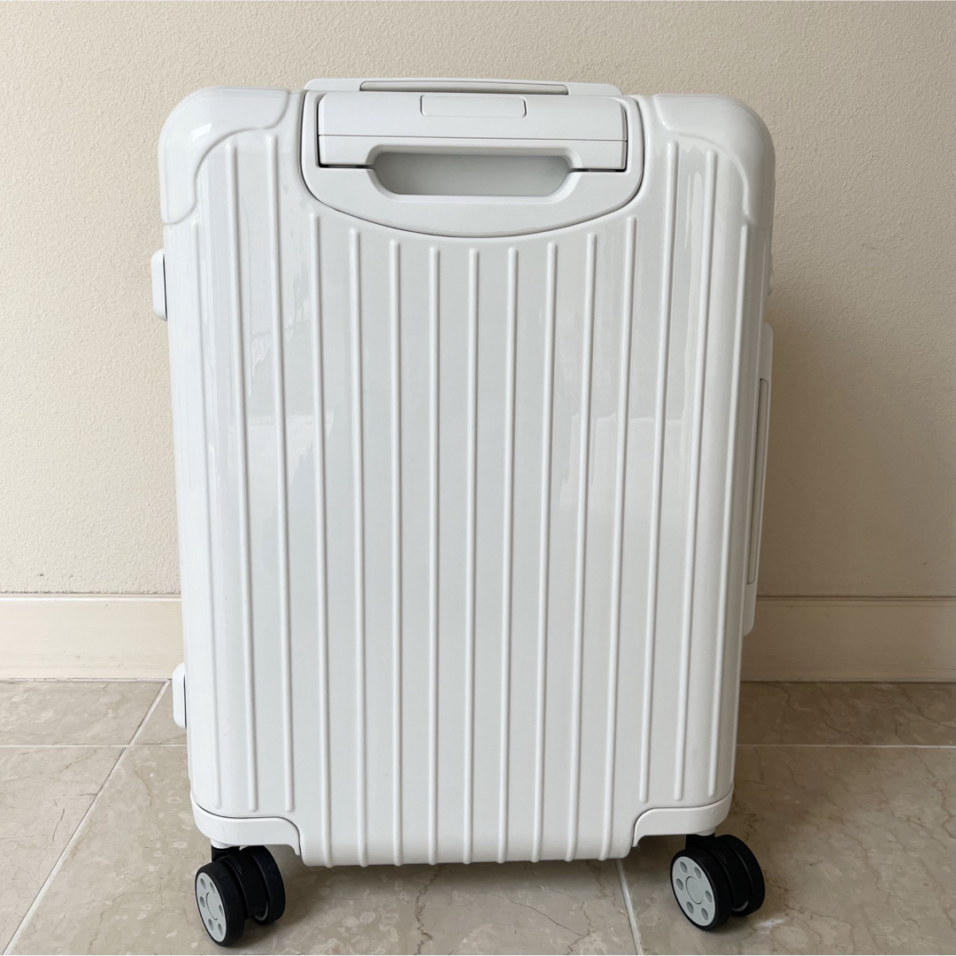 超格安 RIMOWA リモワ エッセンシャル キャビン S -トラベルバッグ