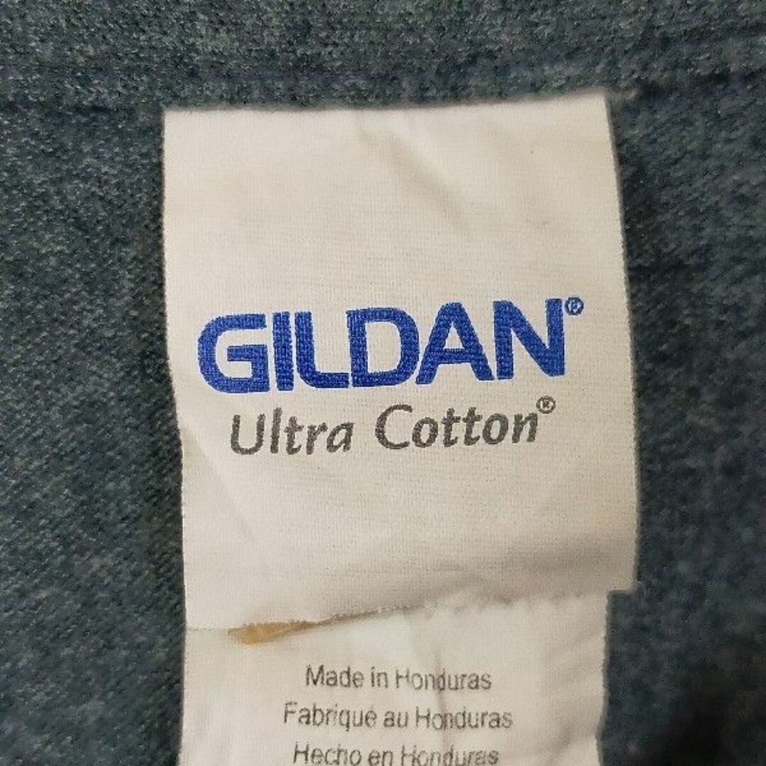 GILDAN(ギルタン)のギルダン　長袖Ｔシャツ　デカロゴ　バスケ　チームロゴ　バックロゴ　ゆるだぼ　灰色 メンズのトップス(Tシャツ/カットソー(七分/長袖))の商品写真