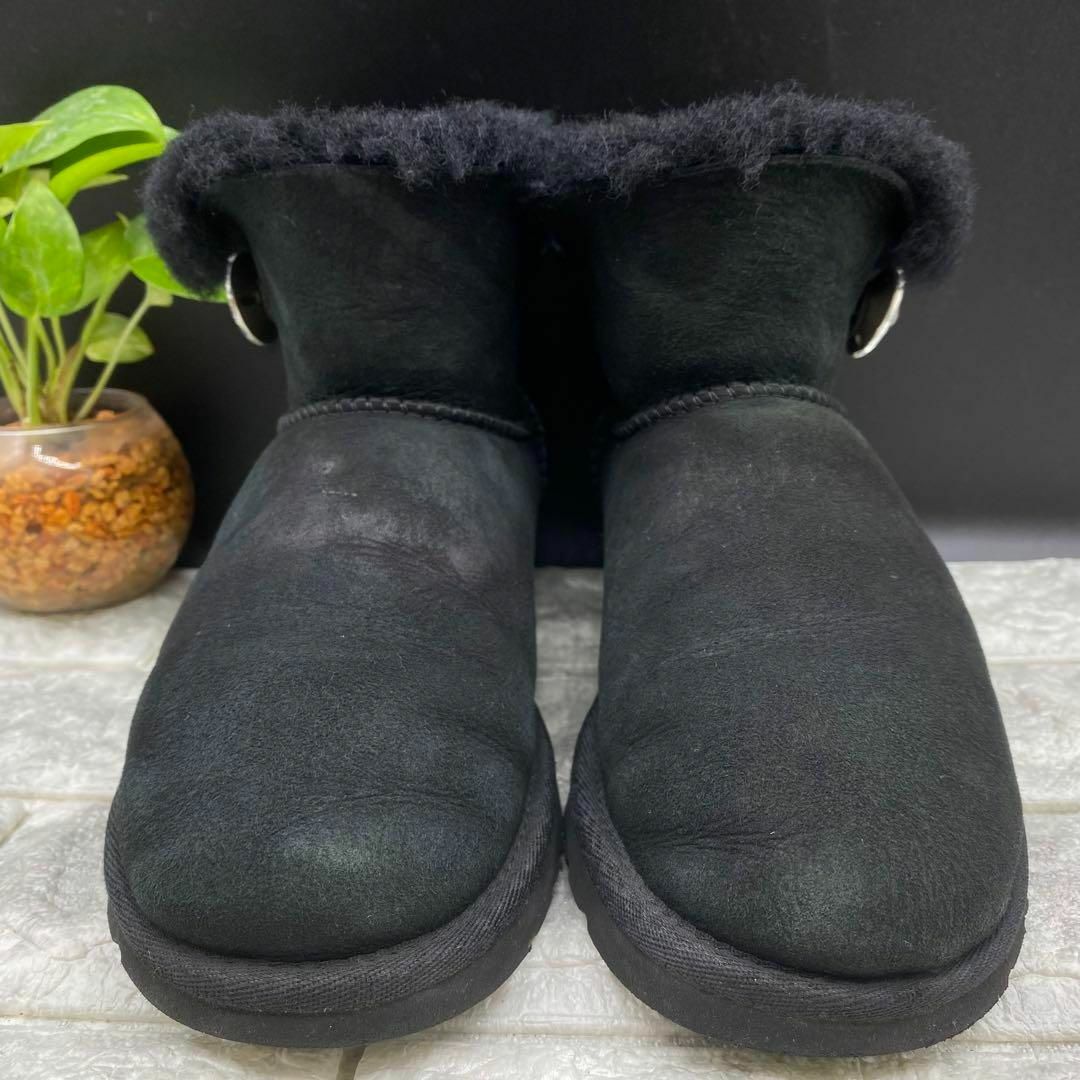 UGG ブーツミニベイリーボタン〈US7・24.0cm〉