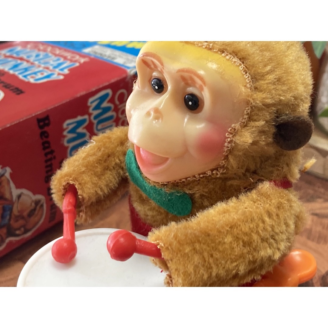 Clockwork MUSICAL MONKEY ぜんまいで太鼓を叩く猿 人形 キッズ/ベビー/マタニティのおもちゃ(楽器のおもちゃ)の商品写真
