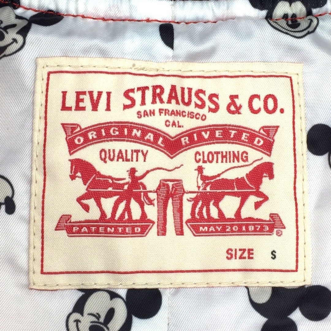 Levi's(リーバイス)のLevi's (リーバイス) ブルゾン ディズニーコレクション キルティングジャケット ボンバージャケット ブルゾン 赤 Sサイズ レディースのジャケット/アウター(ブルゾン)の商品写真